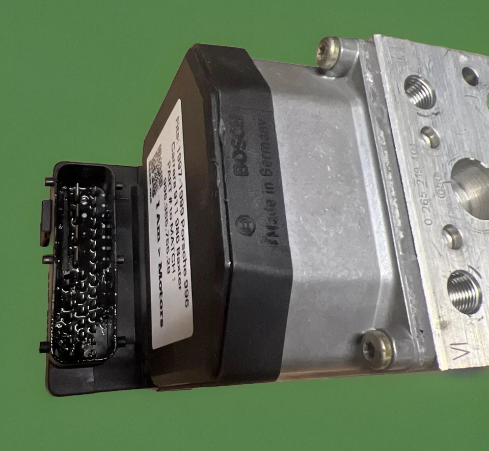 Módulo de bomba de freio ABS recondicionado 1997 - 99 Porsche 911 Boxster | 996.355.755.28 - Imagem 4 de 4