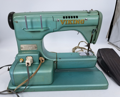 Vintage Husqvarna Viking Automatic Sewing Machine Type 21 Green