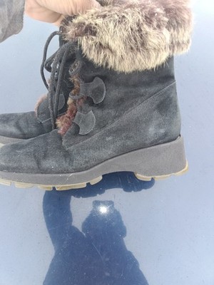 Women's Blondo Rabbit Fur Suede Boots Size 9