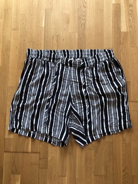 Women Miss Etam Shorts Black 42