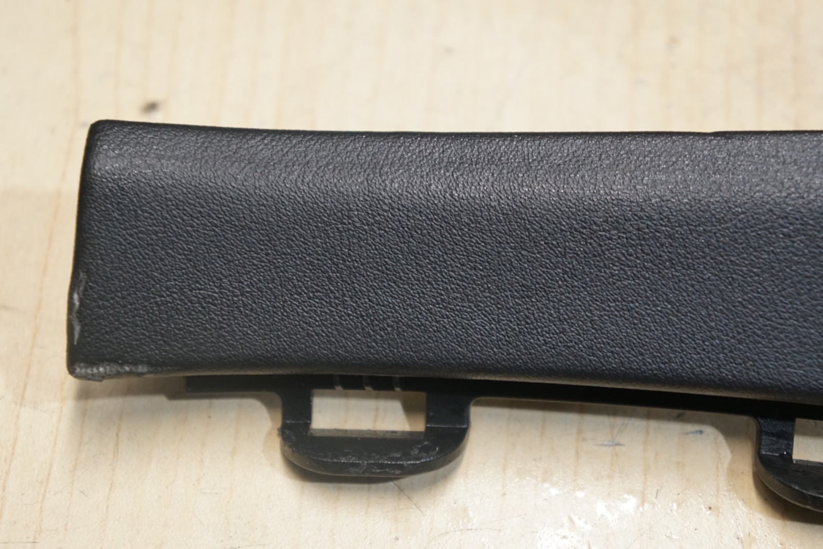2019 - 2025 LAMBORGHINI URUS RIGHT PILLAR COVER TRIM PANEL OEM 4ML868204