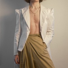 Extremely Rare Yohji Yamamoto FW22 Runway White Asymmetrical Blazer - Look 13