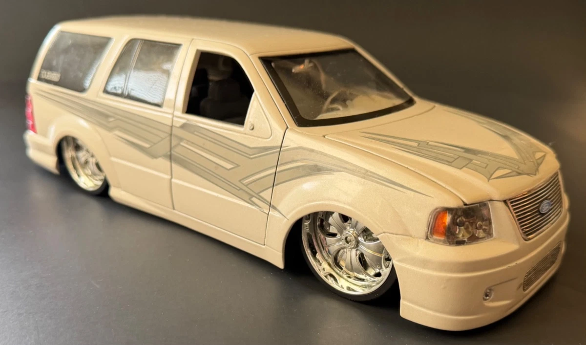 Jada Toys Ford 1:18 Scale Diecast & Toy Vehicles for sale | eBay