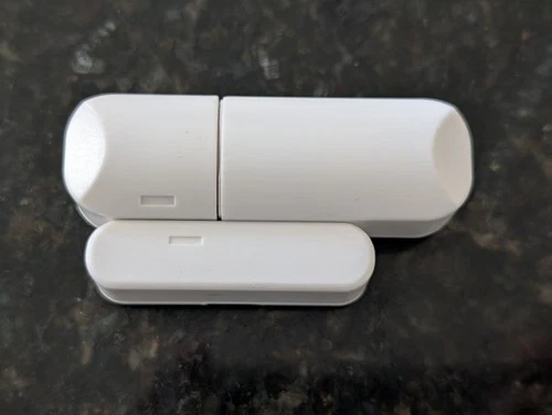 Iris ZigBee Door Sensor 3320-L