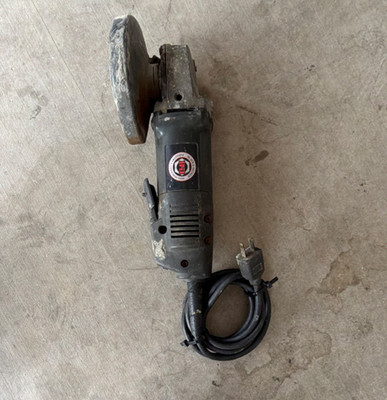 BLACK+DECKER 6246 Angle Grinder 4'' Corded Electric 120V Black