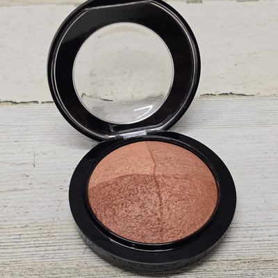 MAC Mineralize Skinfinish PERFECTLY LIT New NO BOX RARE HTF 0.28 Oz