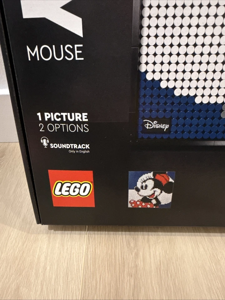 LEGO Art - 31202 Disney's Mosaic Mickey & Minnie Mouse - New Factory Sealed Box - Image 2 of 4