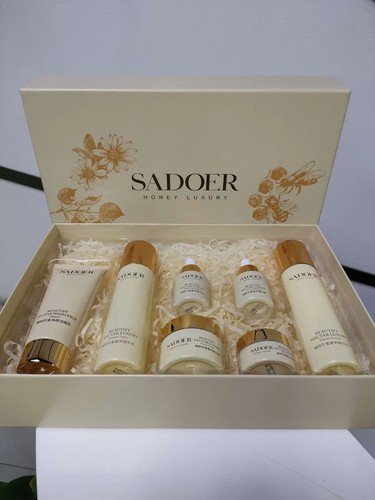 SADOER Cosmetic Beauty Luxury Whitening Anti Aging Face Skin Care Set - Picture 4 of 5