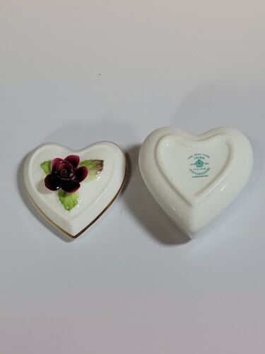 Crown Staffordshire Fine Bone China Heart Shaped Floral Ring Trinket Box England - Picture 3 of 4