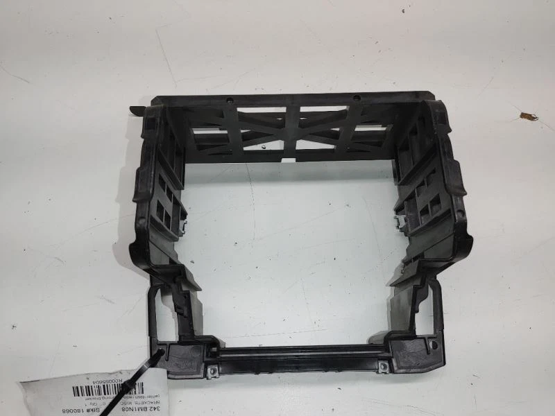 2008 BMW 550I center dash radio mounting bracket - Image 2 of 4