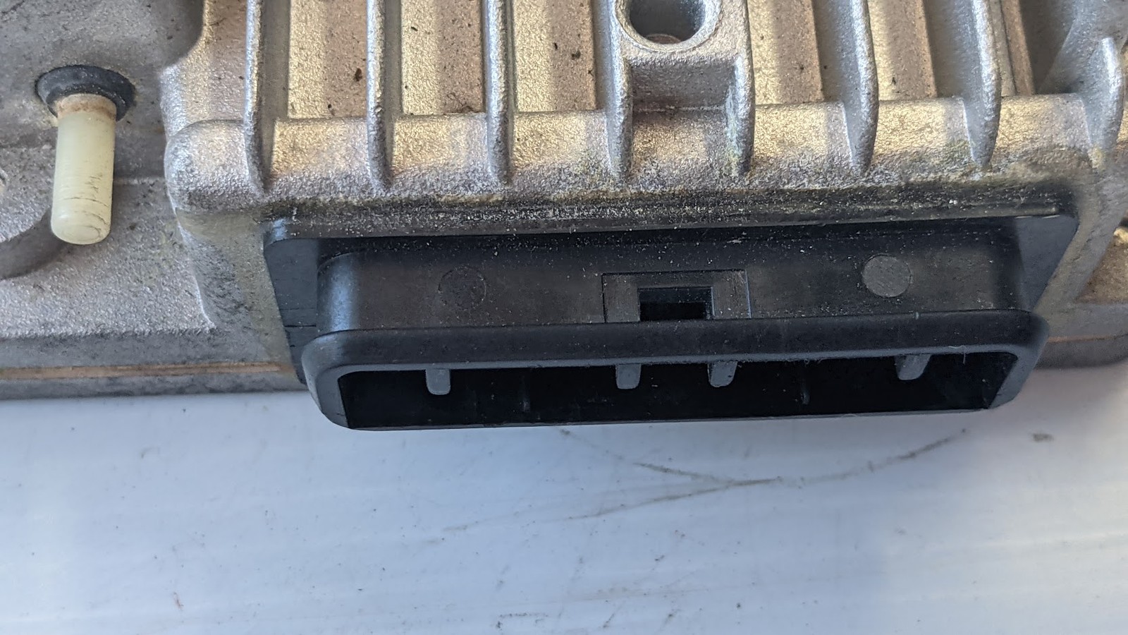 Ferrari 308 Ignition control module Black P/N 115747