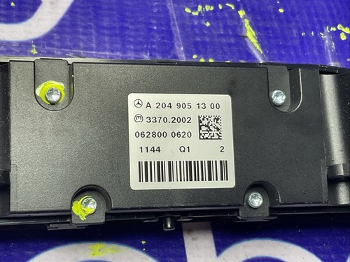 10-11 Mercedes W204 C300 C350 Heated Seats Control Switch Button 2049051300 OEM - Bild 8 von 10