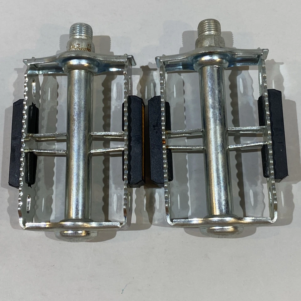 NUEVO Pedales Union U40 9/16 Trampa para Ratas Hecho en EE. UU. Aprobado por Schwinn Old School Nuevo de Lote Antiguo Foto 3 de 4