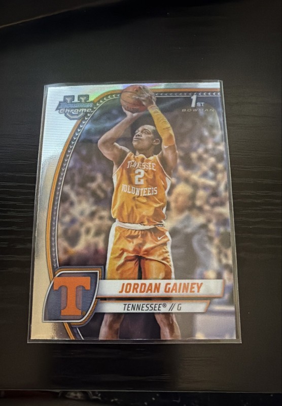 2024-25 Bowman University Chrome - Jordan Gainey #33 (RC)