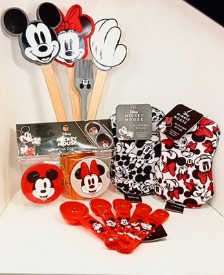 Disney Mickey & Minnie Mouse Kitchen Accessories Set Lot Of 8. New With Tags. 