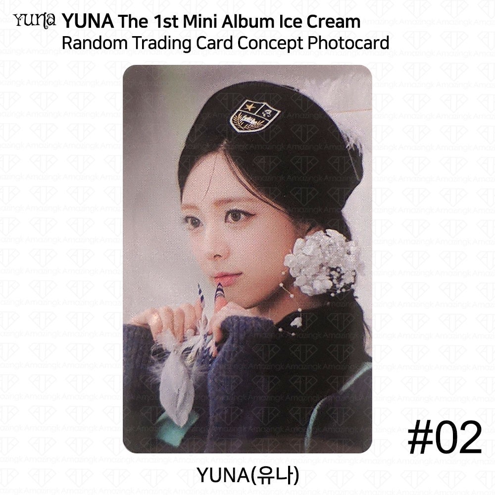 YUNA The 1st Mini Album Ice Cream Random Trading Card ITZY KPOP K