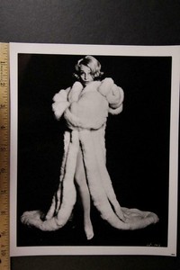 SUPER RARE!! 8X10 1930s ORIGINAL MARLENE DIETRICH MOVIE PUBLICITY PHOTO!!