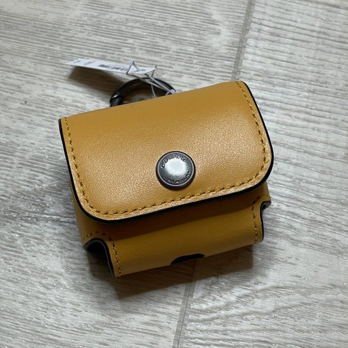 Coach Earbuds Case for the AirPods Pro - Afbeelding 2 van 6