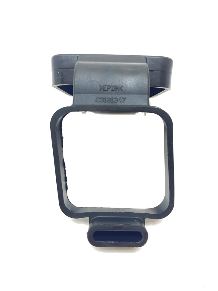 Genuine Trailer Hitch Cover For 2015-2019 Cadillac Escalade & ESV 23181346 - Image 2 of 4