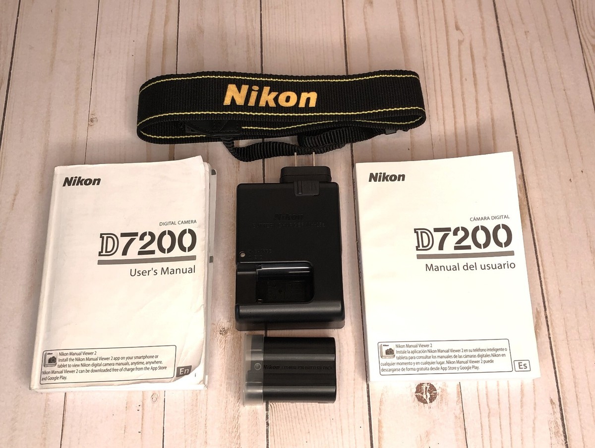 MINT Nikon D7200 24.2MP DSLR *Shutter Count 5051* (18-140mm & 10mm