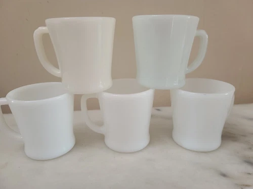 Lot of 5 VTG Anchor Hocking & Fire King Milk Glass D Handle Coffee Mugs Made USA