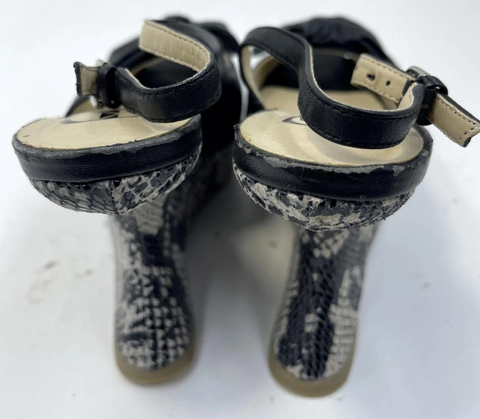 Kelsi Dagger Vixen Women's Sandals 8 M Black Leather Slingback Wedge Shoes - Image 4 of 4