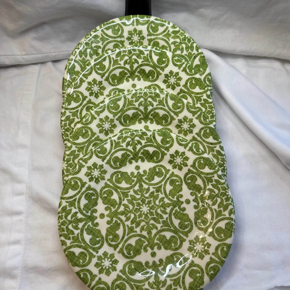 4-PIER ONE PLATOS DE ENSALADA DE MELAMINA ENREJADO VERDE Y BLANCO - Juego de 4 Foto 3 de 3