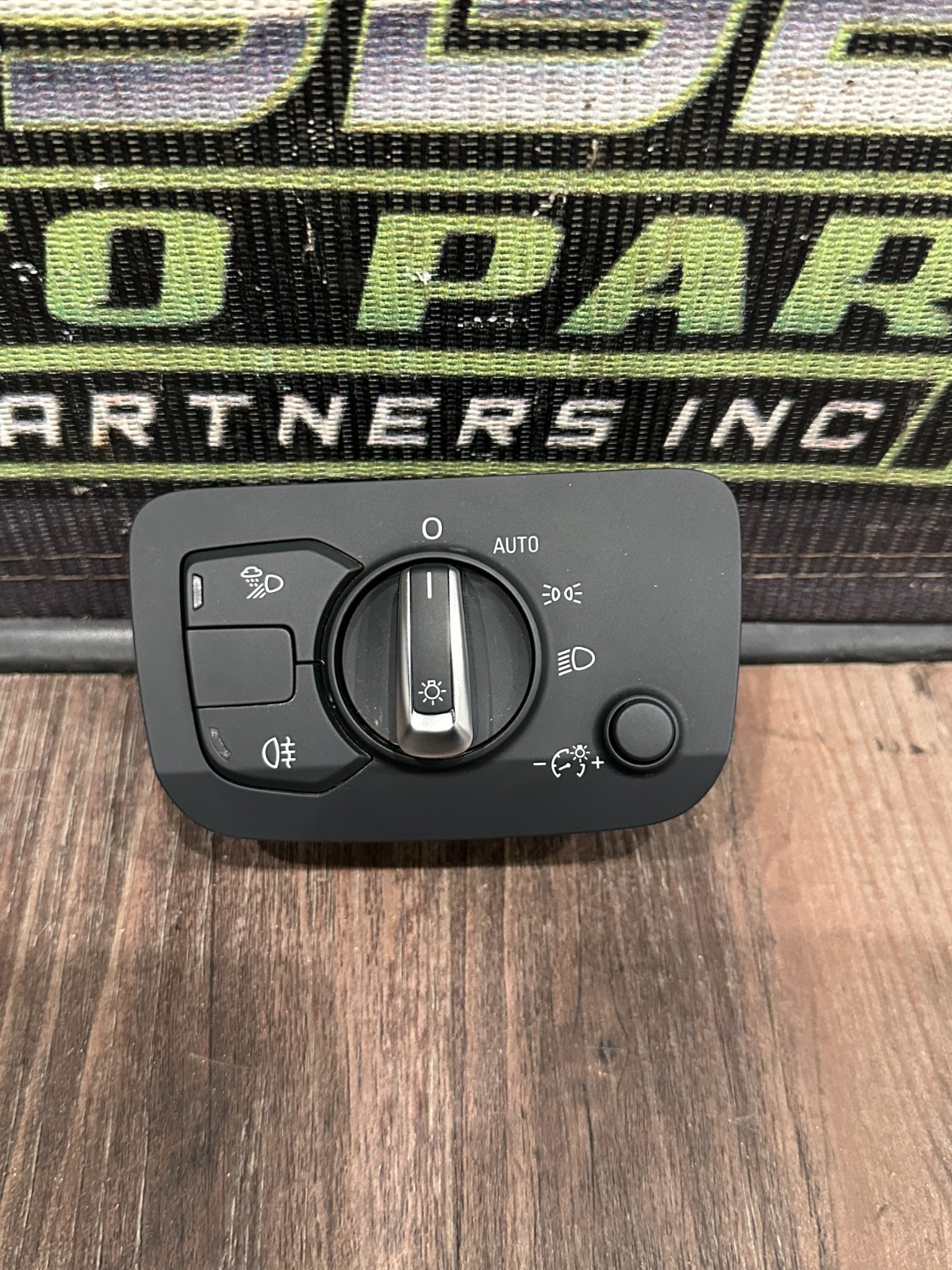 Audi R8 2017 Headlight switch