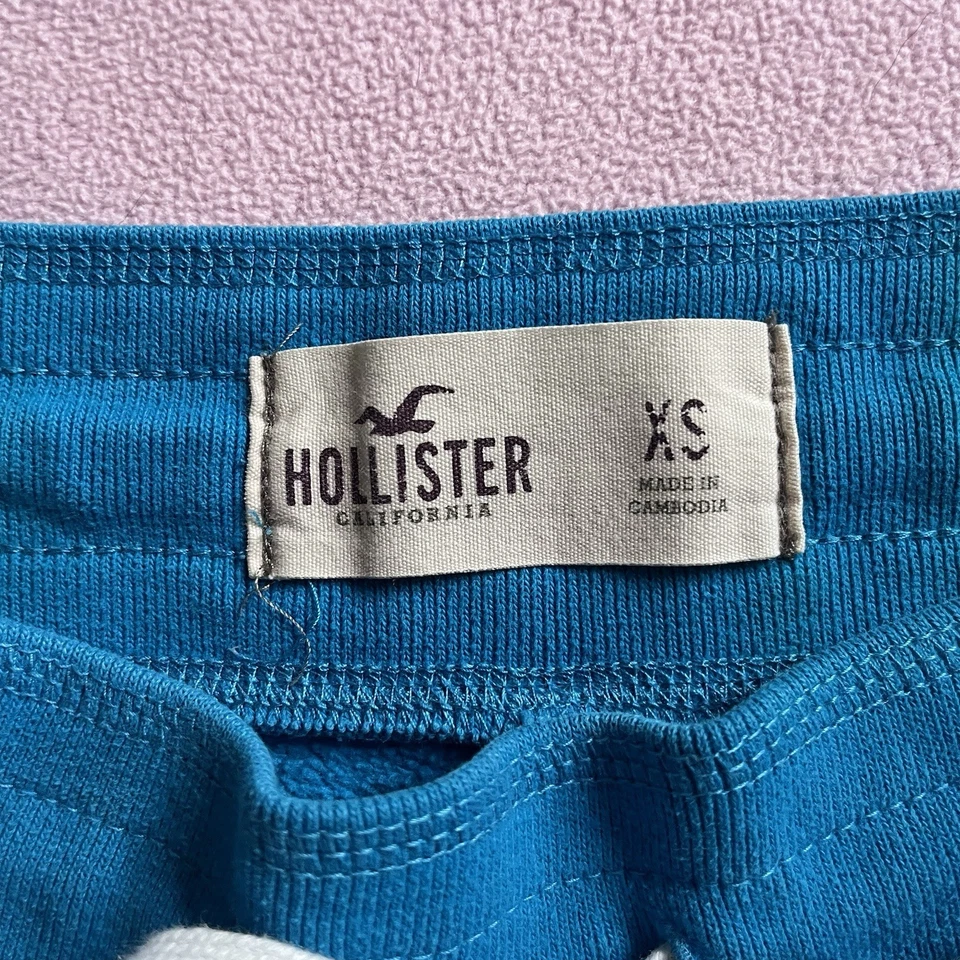 Pantalones cortos para mujer Y2K de colección Hollister verde azulado talla XS tiro bajo Foto 2 de 4
