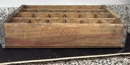 VINTAGE 1970 RICHMOND VA  COCA COLA SODA BOTTLE CRATE 24 SLOT WOOD