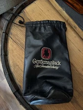 Gentleman Jack Daniels Leatherette Carrying bag for   750ml round Bottle.
