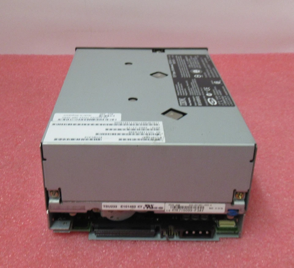 IBM 18P9047 18P8155 LTO2 Ultrium 200-400GB Internal SCSI LVD 68-pin Tape Drive - Image 4 of 4