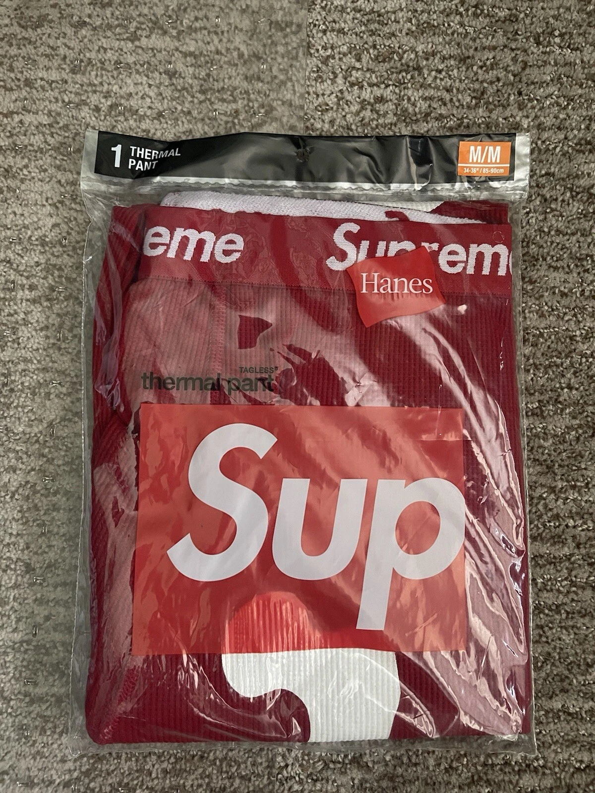 Lot de 1 pantalon thermique Supreme/ Hanes Red Bones taille M