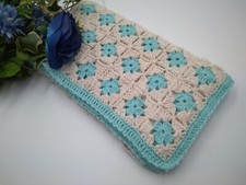 Copertina neonato uncinetto GRANNY, 100 % lana merinos, 82 cm x 71 cm verde