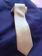 Vichi Gold Mens Tie Great Condition 100% Microfiber