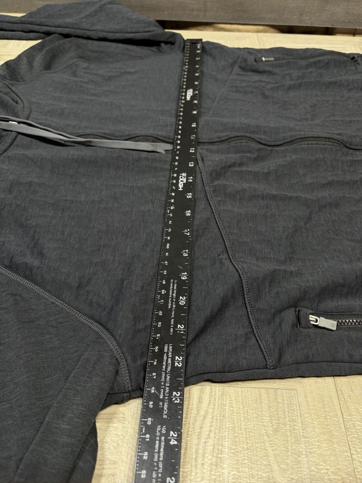 Peter Millar Active Eclipse Performance Hoodie To… - image 10