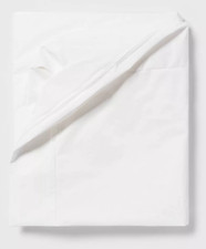 NEW SEALED Twin/Twin XL Waterproof Zippered Mattress Protector - Room Essentials