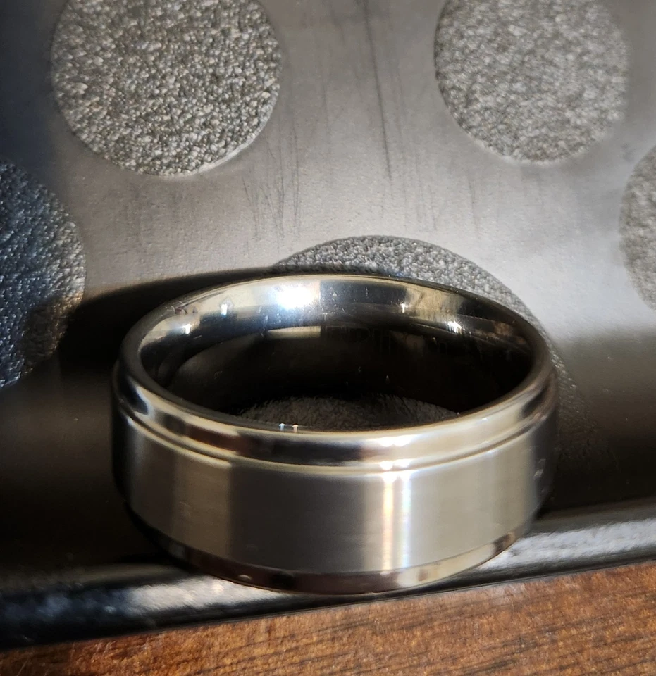  Anillo de banda de carburo de tungsteno Triton para hombre talla 12 Foto 4 de 4