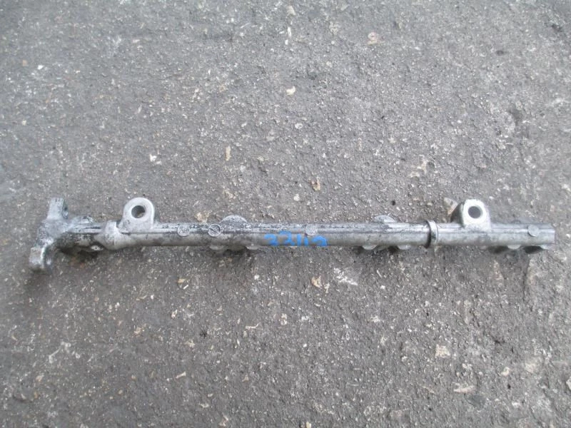 Riel de combustible compatible con 2008 2009 2010 2011 2012 2013 2014 2015 Scion XB Foto 2 de 4