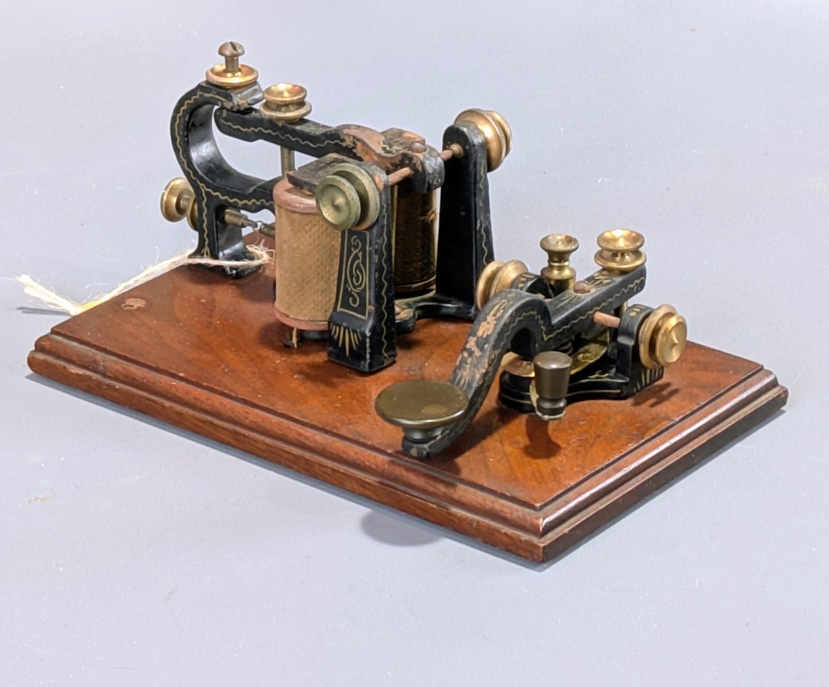 1867-1890 Watts Davis Co Private Line Antique Camelback Telegraph