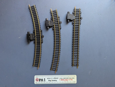 HO Scale Model Railroad track - mechanical power take off