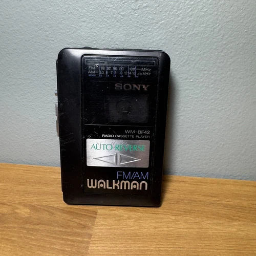 Sony Walkman WM-BF42 F42 Cassette Player Radio Vintage AM/FM PARTS BROKEN