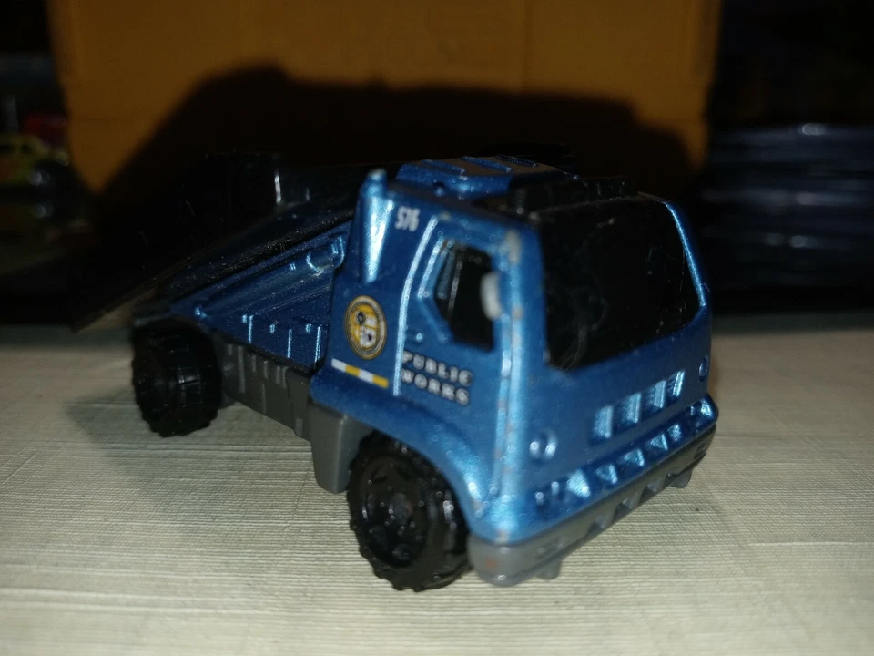 Matchbox Carrier Rollback, Obras Públicas, Azul, Suelto, 1/64 Foto 3 de 4