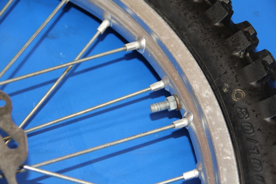 02-13 CRF250R CRF450R 2008 buje central de rueda delantera radios de llanta tubo de neumático Foto 4 de 4