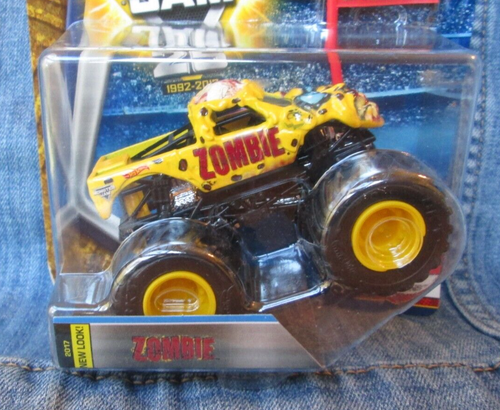 ZOMBIE MONSTER JAM 25 MONSTER TRUCK 1:64 Scale Hot Wheels 2016 NEW BX1 - Picture 2 of 4