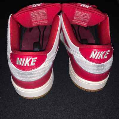 vintage 2015 NIKE SB DUNK LOW PRO VALENTINES DAY V-DAY SKATEBOARDING SNEAKERS 11 vintage 2015 NIKE SB DUNK LOW PRO VALENTINES DAY V-DAY  main image 3