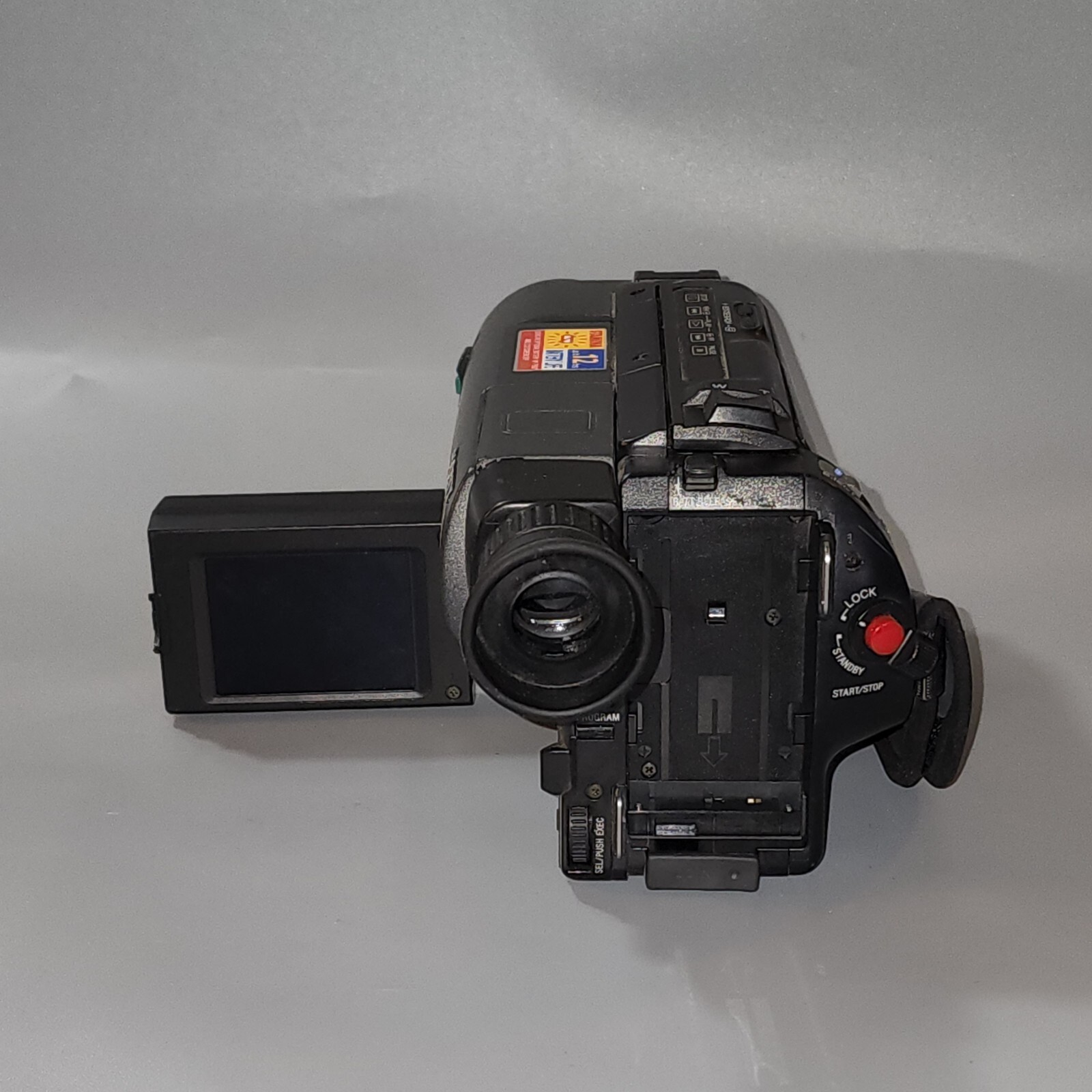 Sony Handycam Vision Video 8 Camera Camcorder (CCDTRV215) FOR PARTS OR