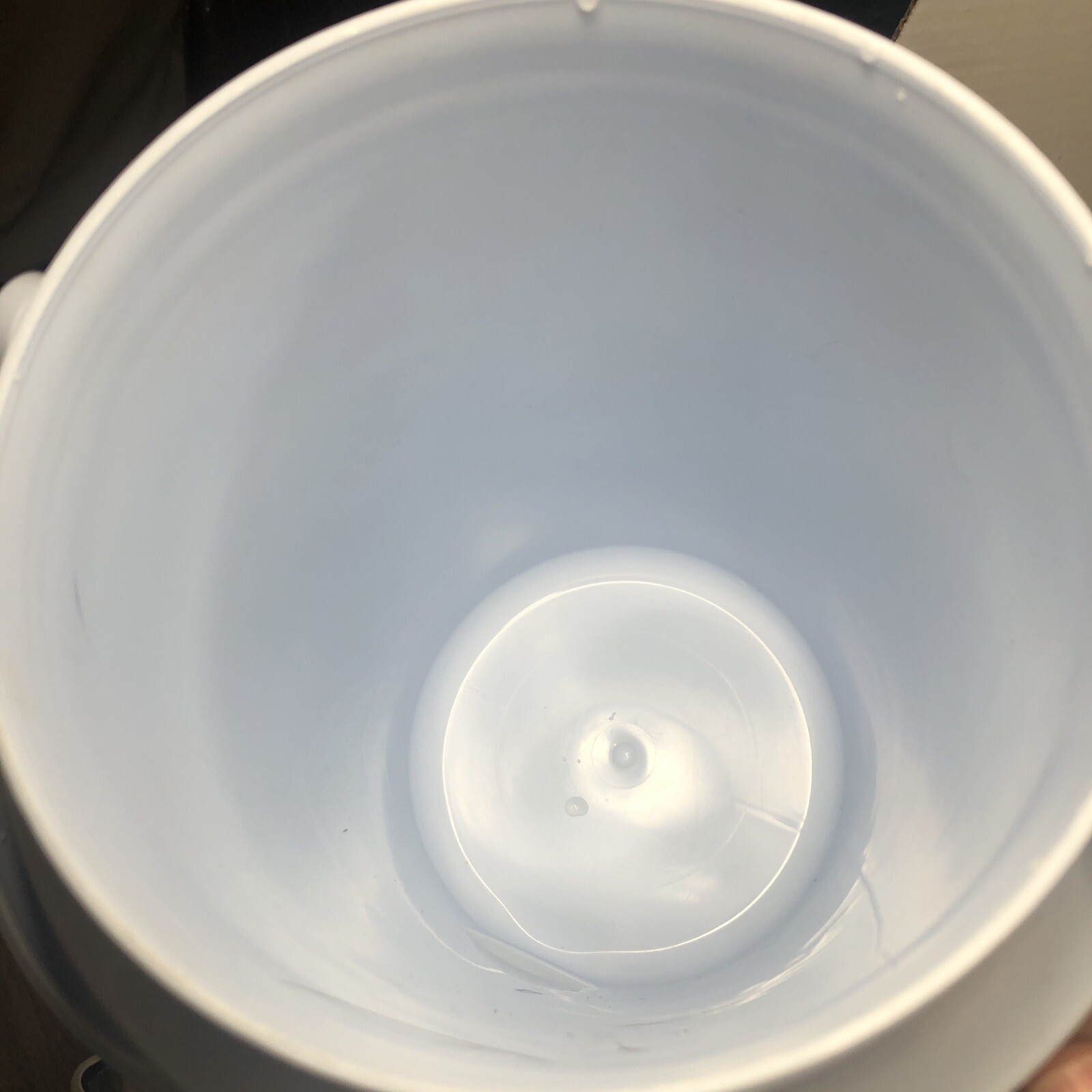 Genuine Rubbermaid Plastic 1 Gallon Outdoor Water Jug Cooler *RARE PURPLE* 156A