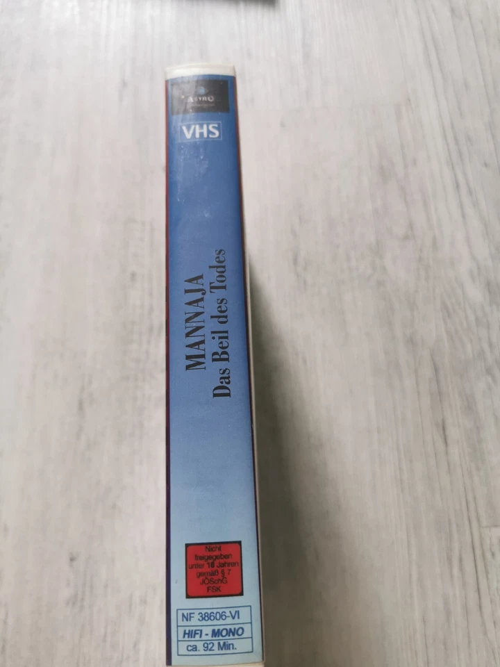 VHS Mannaja - Das Beil des Todes (1982)  Italowestern Astro  - Bild 3 von 4
