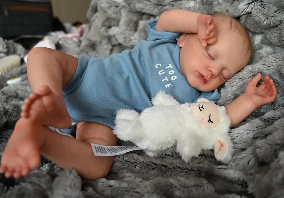 Reborn baby realistic doll , handmade, Alessia by Gudrun Legler - Immagine 2 di 4